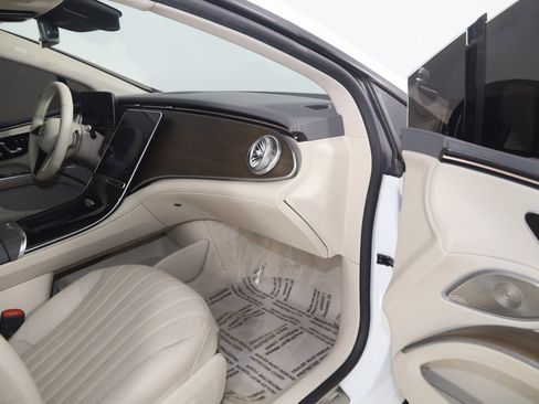 Used 2022 Mercedes-Benz EQS 450+ Sedan image 50