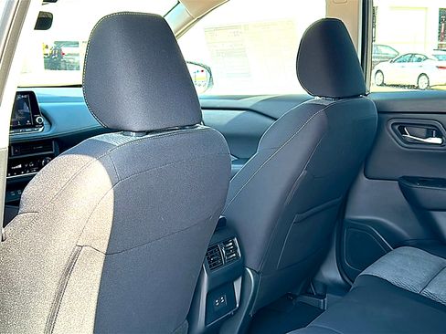 New 2026 Nissan Rogue SV FWD image 12