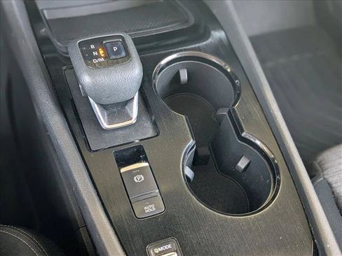Used 2021 Nissan Rogue SV FWD image 12