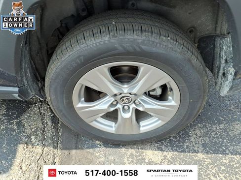 Used 2024 Toyota RAV4 XLE FWD image 10