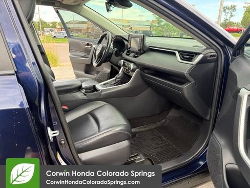 Used 2019 Toyota RAV4 XLE Premium w/ Cold Weather Package AWD/4WD image 24