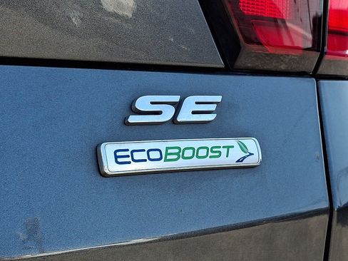 Certified 2019 Ford Escape SE FWD image 30