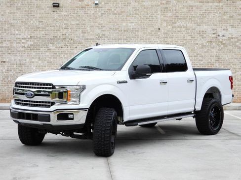 Used 2020 Ford F150 XLT w/ Equipment Group 302A Luxury RWD image 16