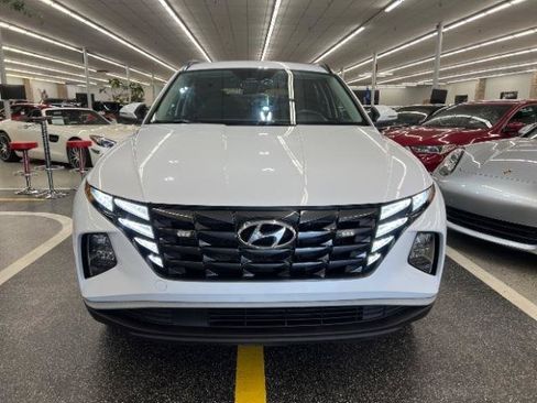 Used 2023 Hyundai Tucson Blue AWD/4WD image 3