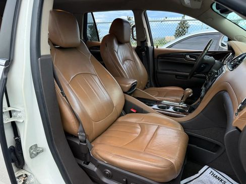 Used 2014 Buick Enclave Leather FWD image 8