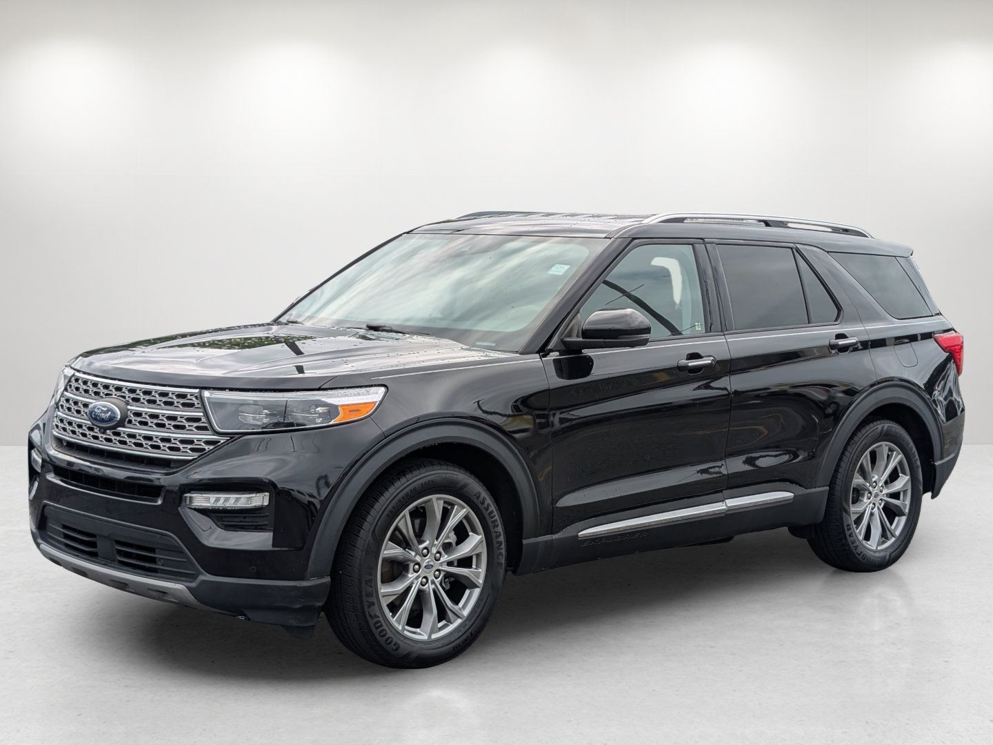 Used 2022 Ford Explorer Limited w/ Equipment Group 301A RWD image 1