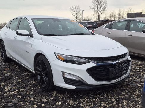 Used 2024 Chevrolet Malibu LT w/ Sport Edition image 2