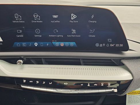 New 2026 Cadillac Optiq Luxury 2 AWD/4WD image 28