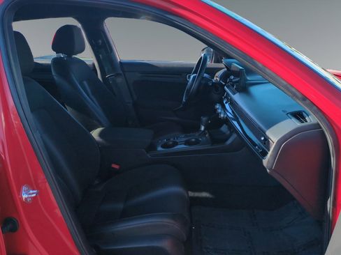 Used 2025 Honda Civic Sport image 15