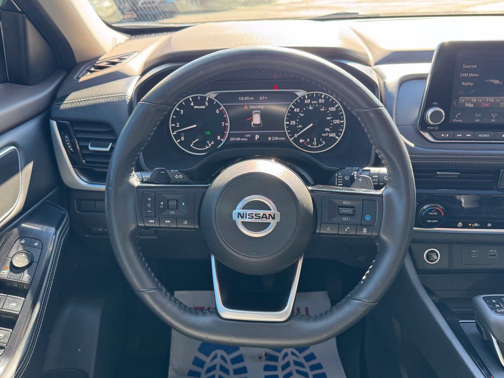Used 2021 Nissan Rogue SV w/ Premium Package AWD/4WD image 17