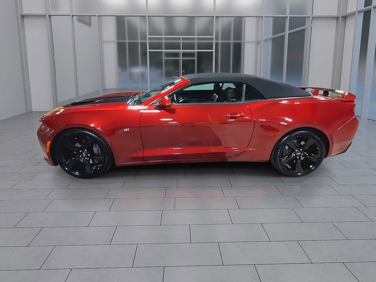 Used 2017 Chevrolet Camaro SS RWD image 5