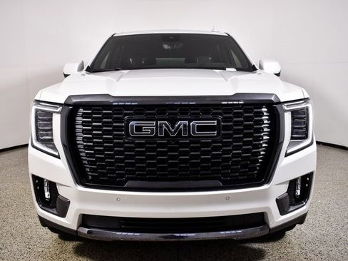 Used 2023 GMC Yukon Denali Ultimate image 14