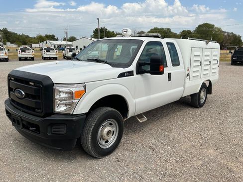 Used 2015 Ford F250 XL w/ Power Equipment Group AWD/4WD image 1