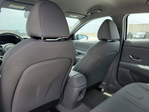 New 2026 Hyundai Elantra SEL Sport FWD image 6