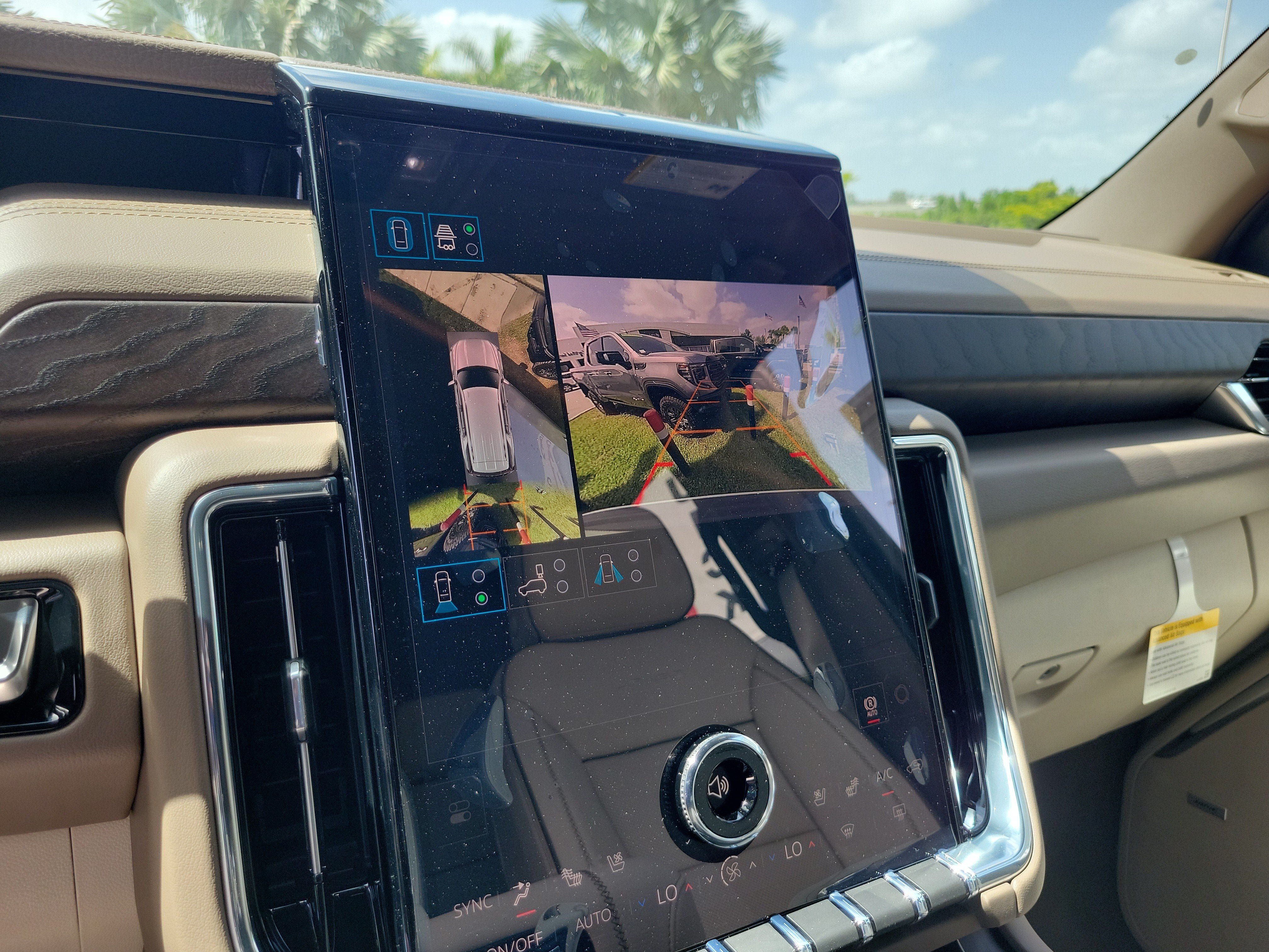 New 2026 GMC Yukon Denali RWD image 15