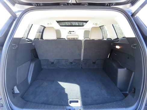 Used 2019 Ford Escape Titanium image 17