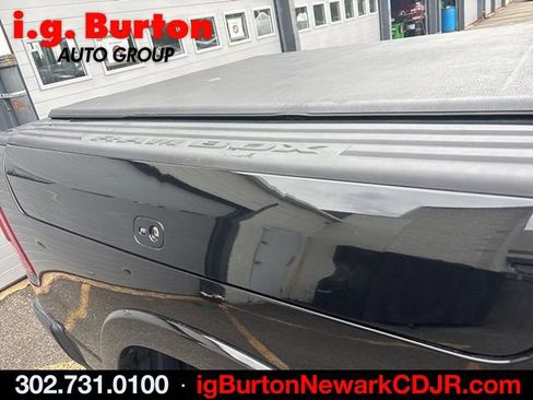 Used 2019 RAM 1500 Laramie AWD/4WD image 7