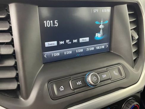 Certified 2017 GMC Acadia SLE image 7