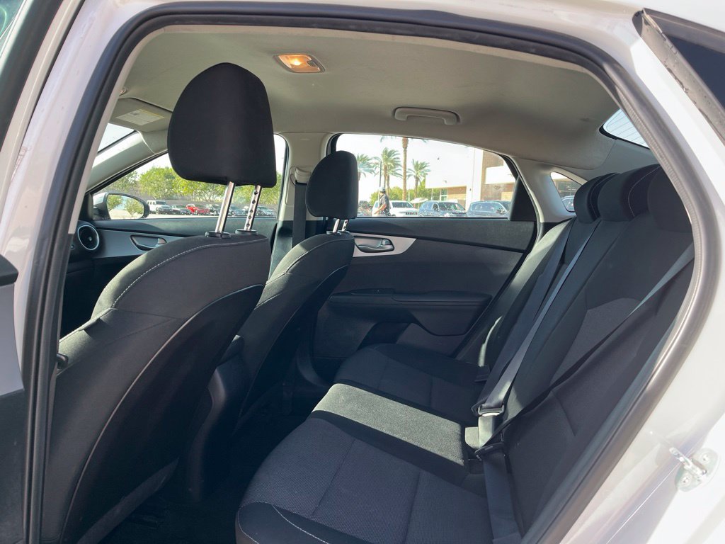 Used 2022 Kia Forte LXS FWD image 16