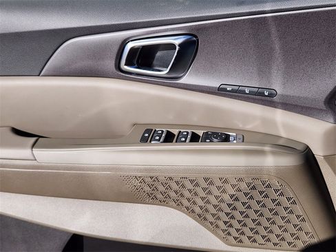 New 2026 Kia Carnival SX image 6