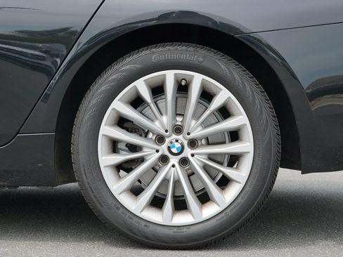 Used 2023 BMW 530i xDrive w/ Executive Package AWD/4WD image 13