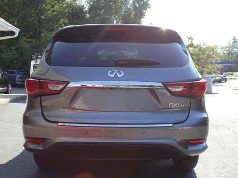 Used 2017 INFINITI QX60 AWD w/ Premium Plus Package image 6