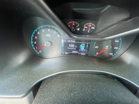 Used 2017 Chevrolet Colorado LT w/ LT Convenience Package RWD image 18