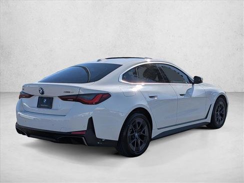 Used 2023 BMW i4 eDrive40 RWD image 4