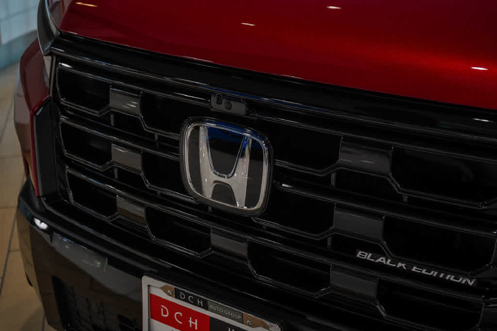 New 2026 Honda Pilot Black Edition image 9