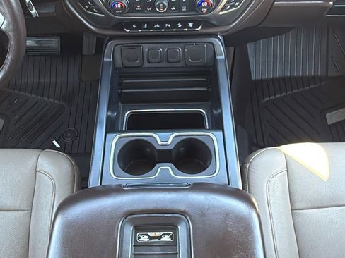 Used 2018 Chevrolet Silverado 2500 LTZ w/ Duramax Plus Package image 23