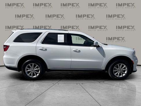 Used 2022 Dodge Durango SXT w/ Trailer Tow Group IV image 6