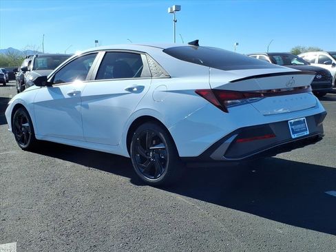 New 2026 Hyundai Elantra Sport image 3