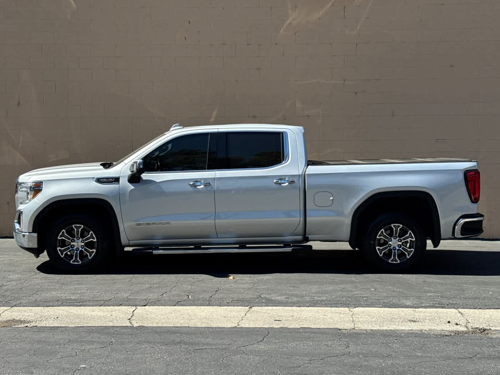Used 2019 GMC Sierra 1500 SLT w/ SLT Convenience Package RWD image 5