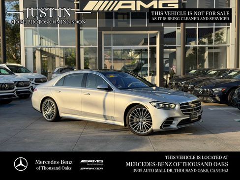 Used 2022 Mercedes-Benz S 500 4MATIC image 1
