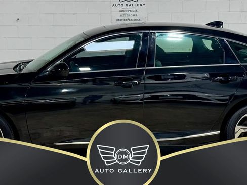 Used 2018 Honda Accord EX image 10