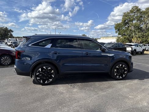 Used 2024 Kia Sorento SX image 6