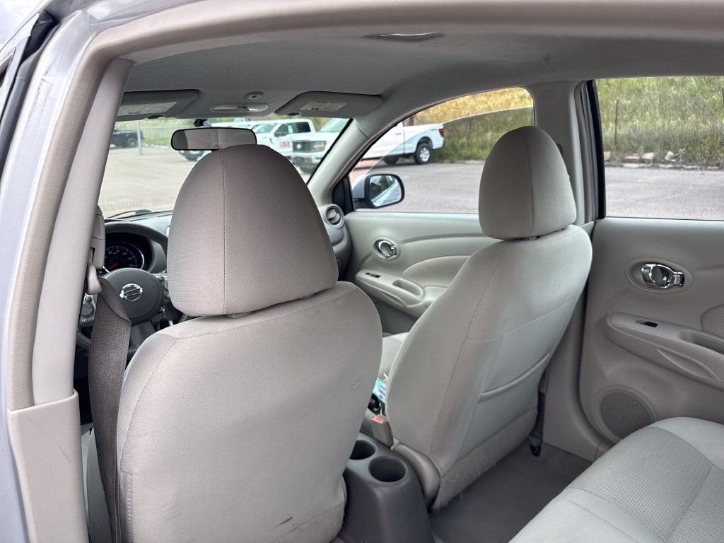 Used 2012 Nissan Versa FWD image 22