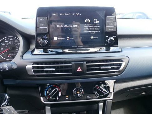 Certified 2021 Kia Seltos S FWD image 8
