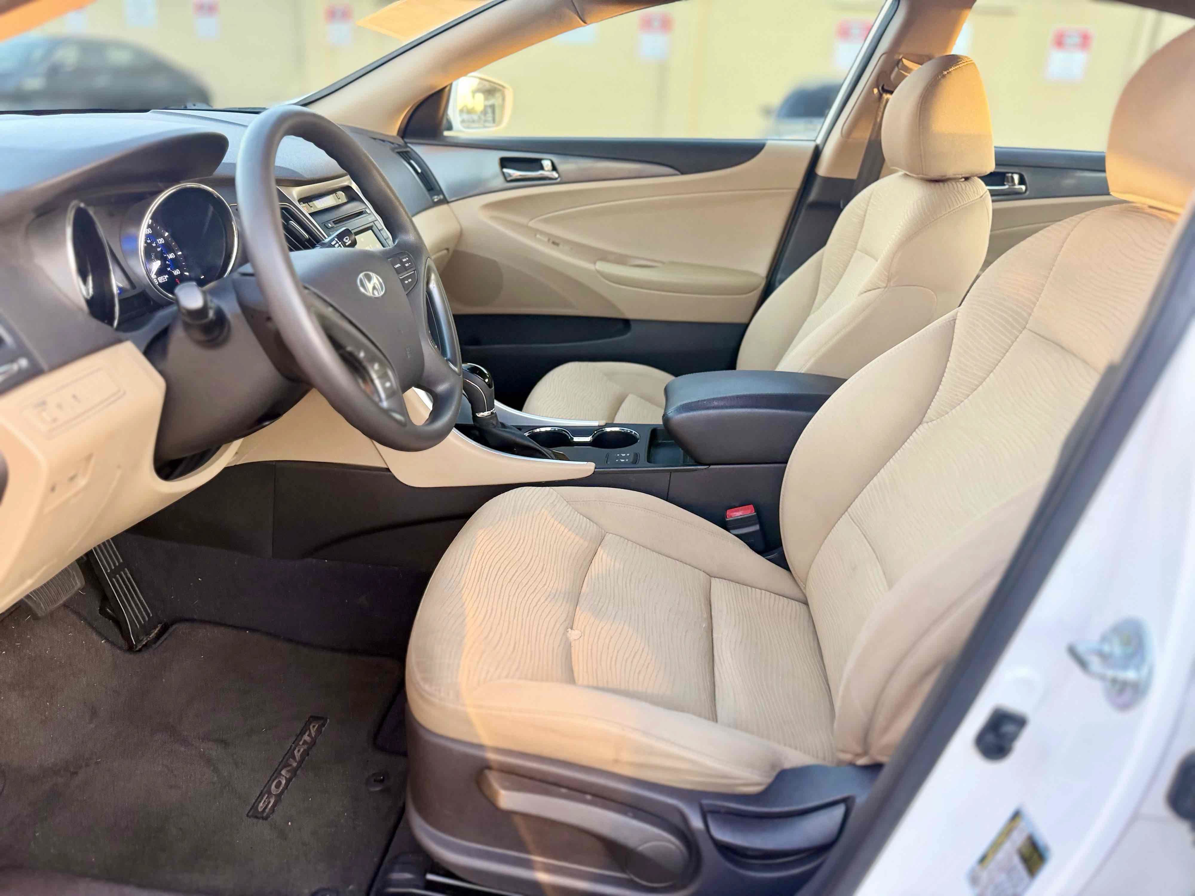 Used 2015 Hyundai Sonata Hybrid FWD image 11