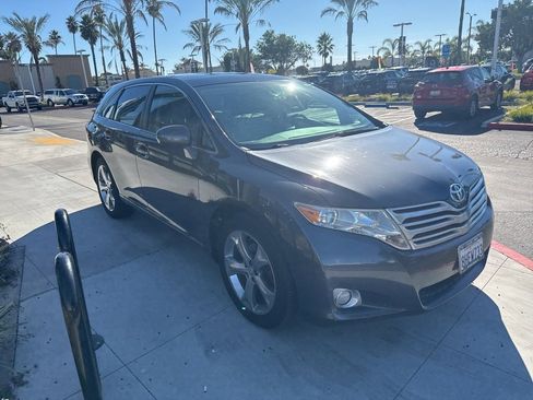 Used 2010 Toyota Venza AWD image 28