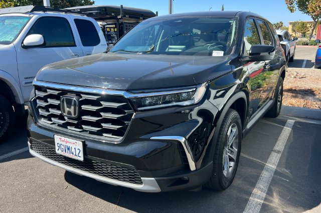 Used 2023 Honda Pilot EX-L image 2