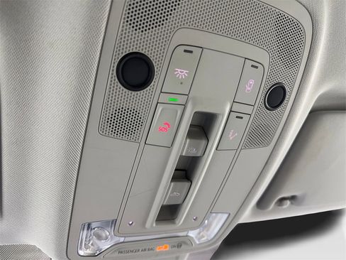 Used 2022 Audi Q3 2.0T Premium Plus image 32