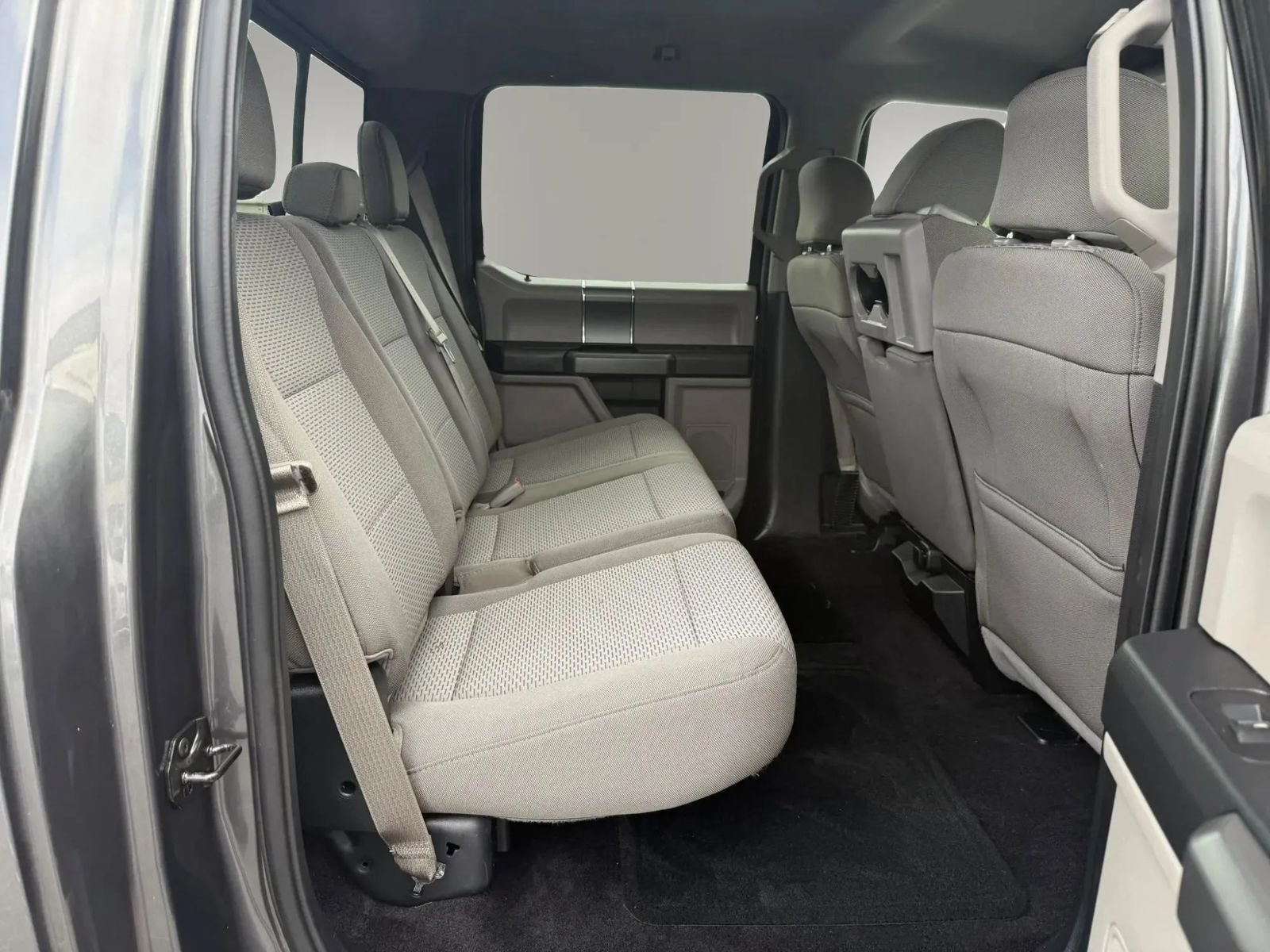 Used 2017 Ford F150 XLT w/ Equipment Group 302A Luxury RWD image 32