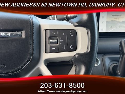 Used 2020 Land Rover Defender 110 HSE AWD/4WD image 25