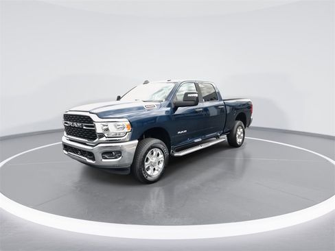 Used 2024 RAM 2500 Big Horn w/ Level 2 Equipment Group image 4