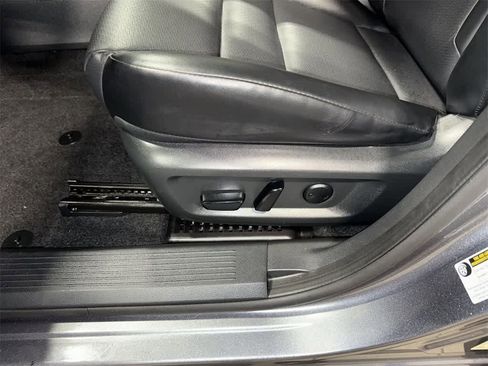 Used 2023 Nissan Rogue SV w/ SV Premium B Package image 23