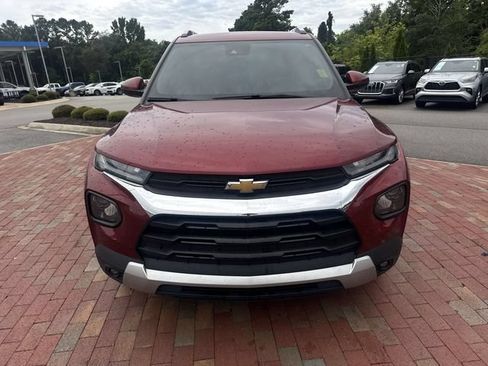 Used 2022 Chevrolet TrailBlazer LT w/ Confidence II Package FWD image 25