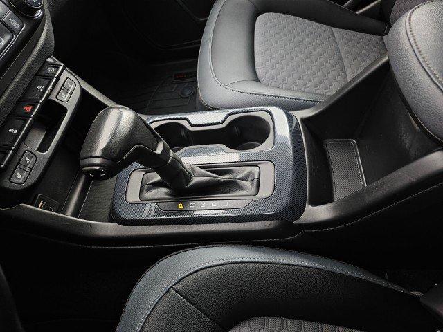 Used 2017 Chevrolet Colorado Z71 AWD/4WD image 31