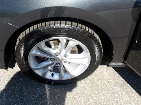 Used 2019 Chevrolet Cruze LT image 31