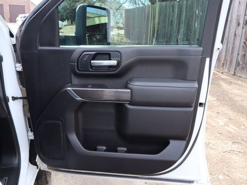 Used 2022 Chevrolet Silverado 3500 LTZ w/ LTZ Plus Package image 26